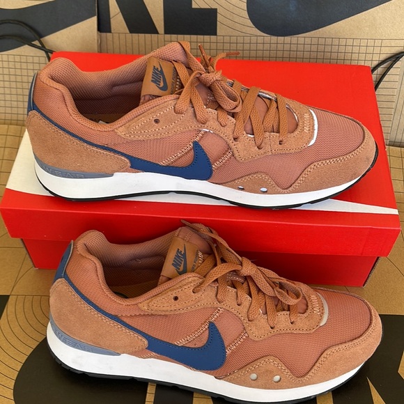 Nike Venture Runner Mineral Clay/Mystic Navy Men’s - Picture 4 of 16